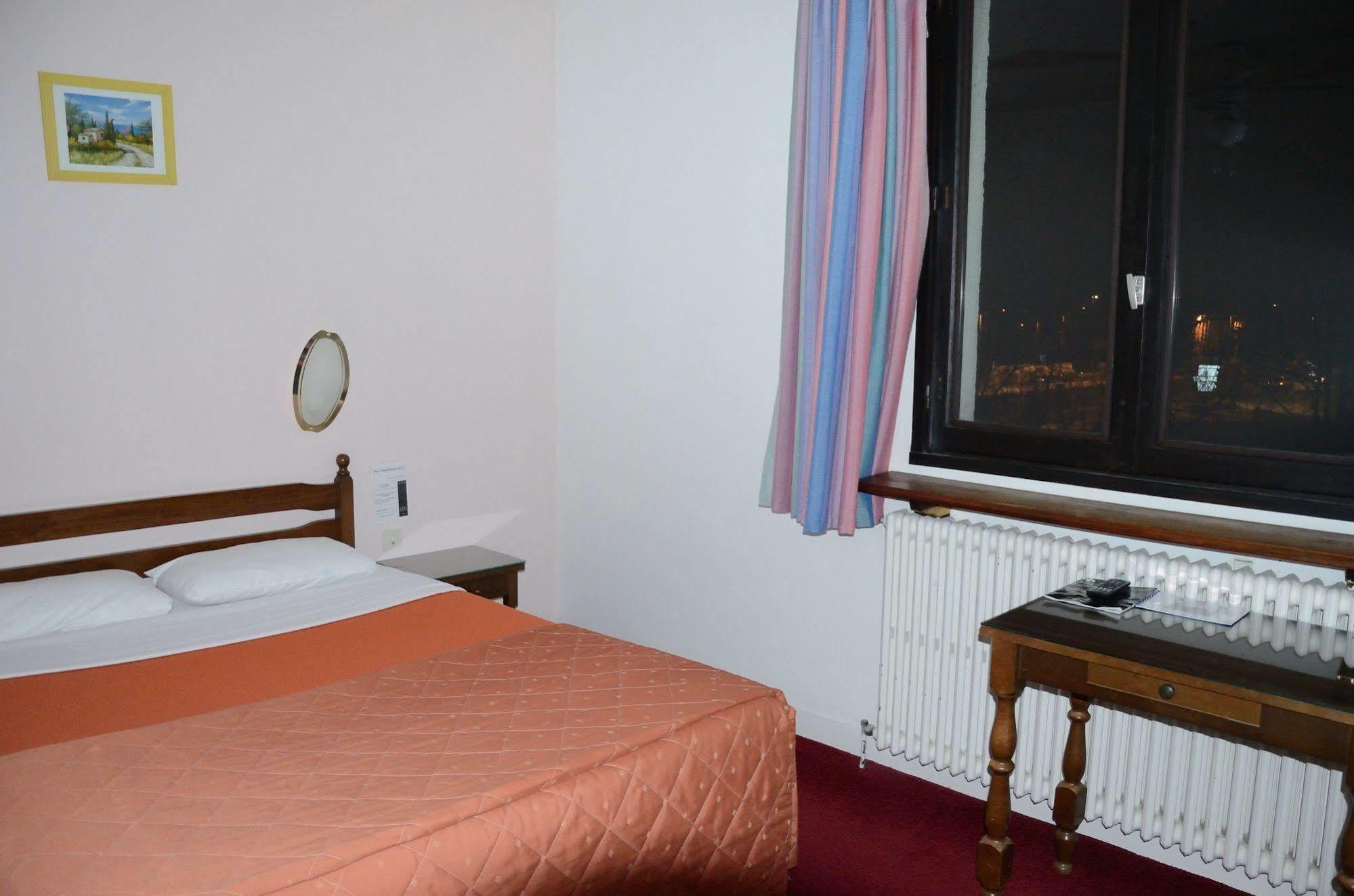 Hotel Aer Vieille-Toulouse ภายนอก รูปภาพ
